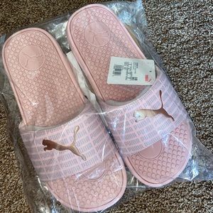 Brand New! Women’s Puma Cool Cat Echo Slides(Size 10)